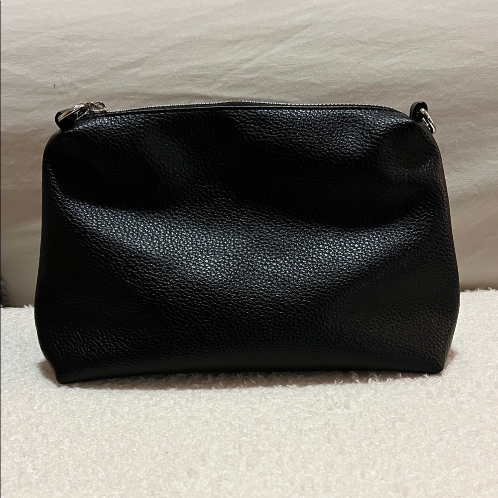 Chic Black Crossbody Bag